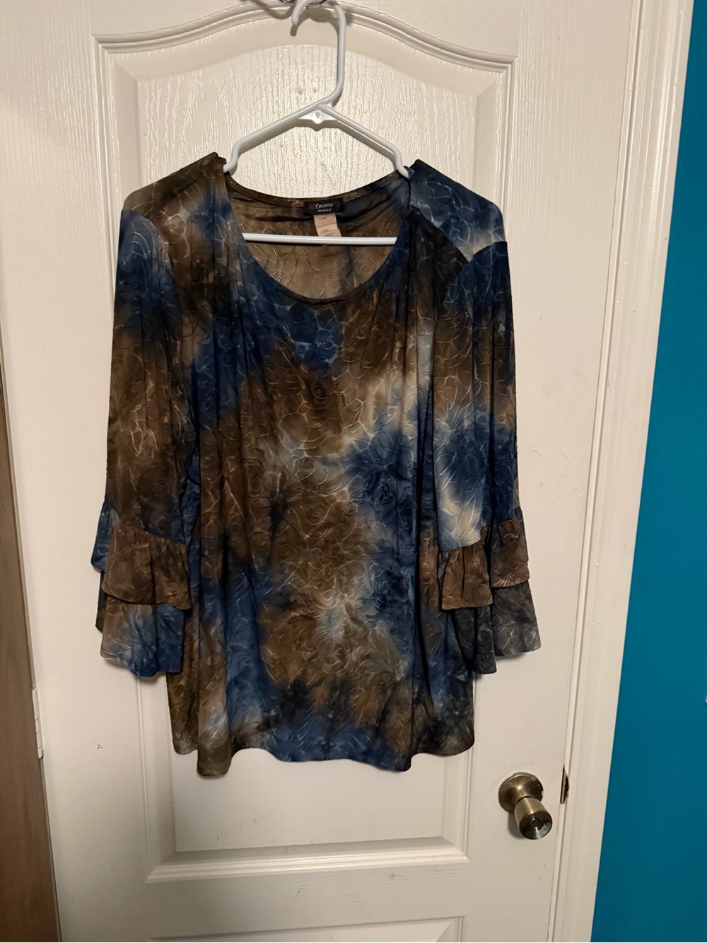 Cocomo Blue and Brown Tiered-Sleeve Floral Blouse